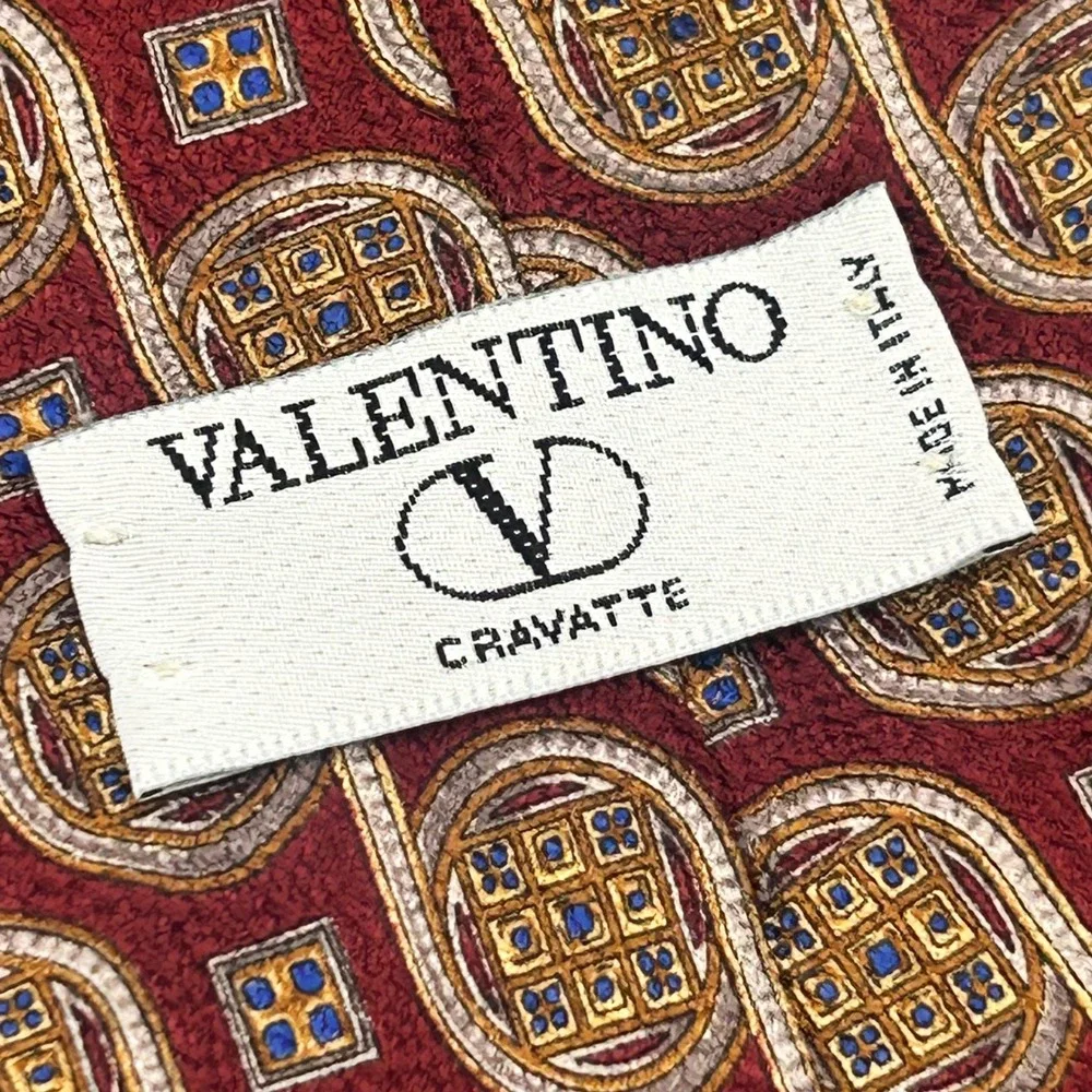Valentino Cravatte Mens Silk Tie Burgundy Gold Geometric Medallion Made in Italy